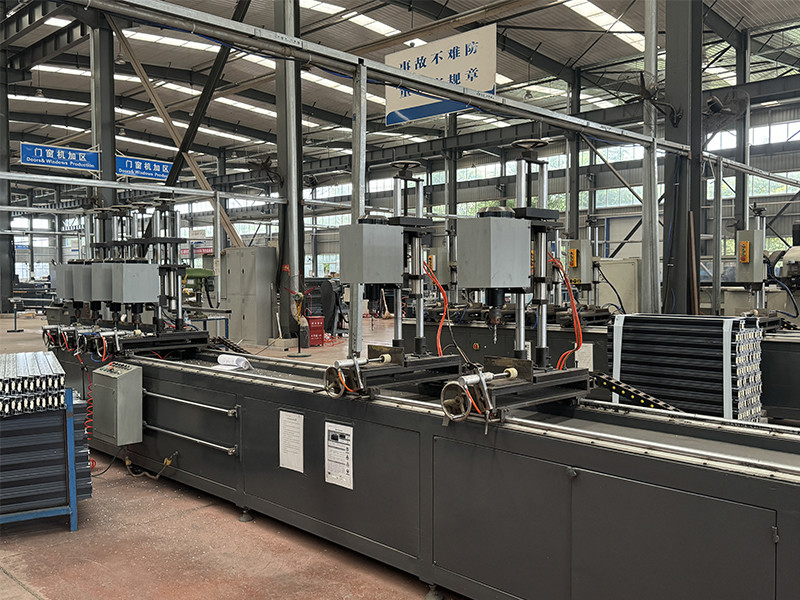 Shiny-Control Technology Develop (Beijing) Co., Ltd. línea de producción del fabricante
