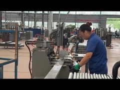 Puertas corredizas de aluminio panorámicas, puerta estrecha y delgada de oficina.